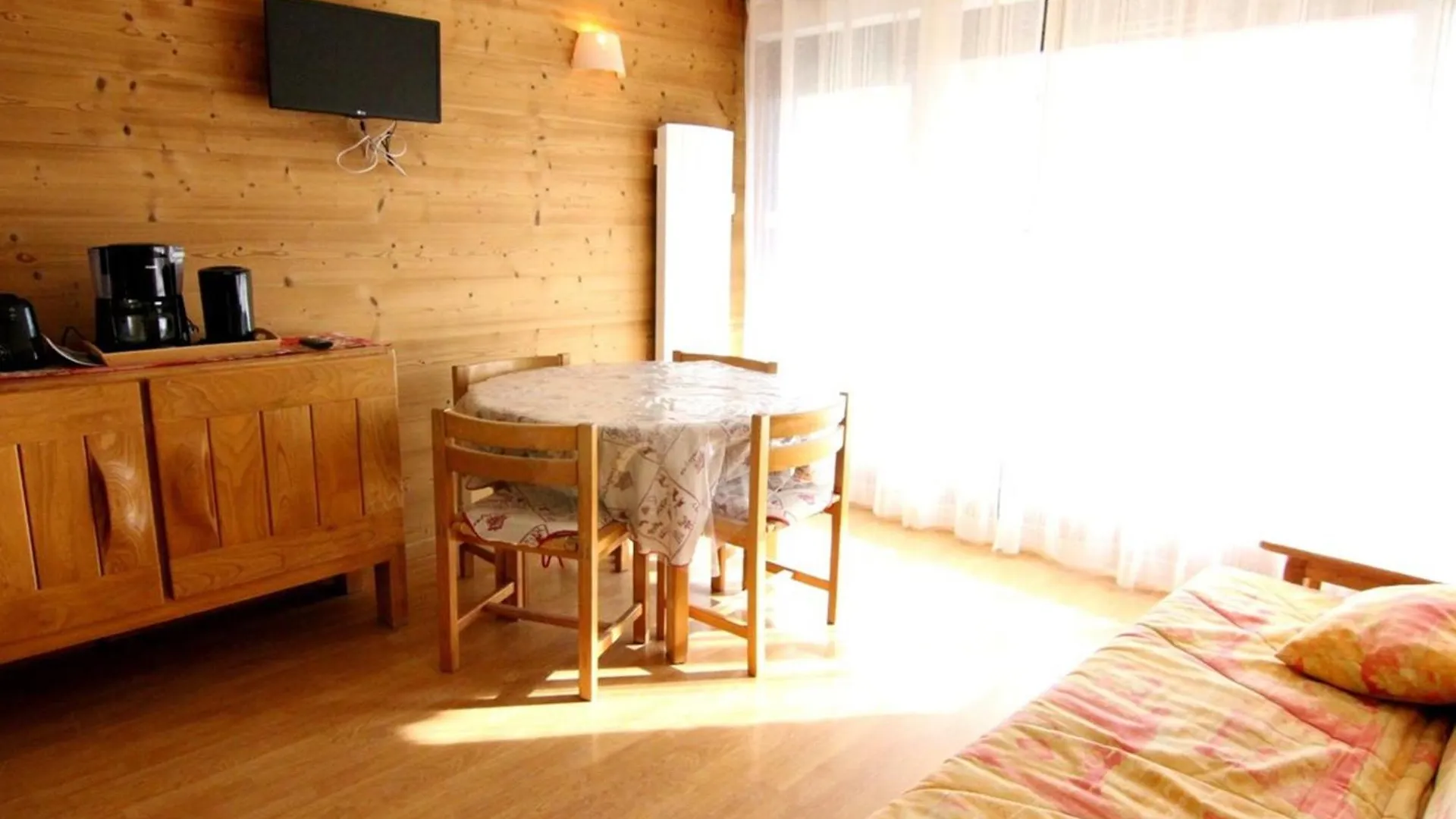 Appartement Cosy Au Coeur De L'Alpe D'Huez - 6 Pers, 38M², Balcon Sud, Skis A 240M - Fr-1-405-79 Apartment